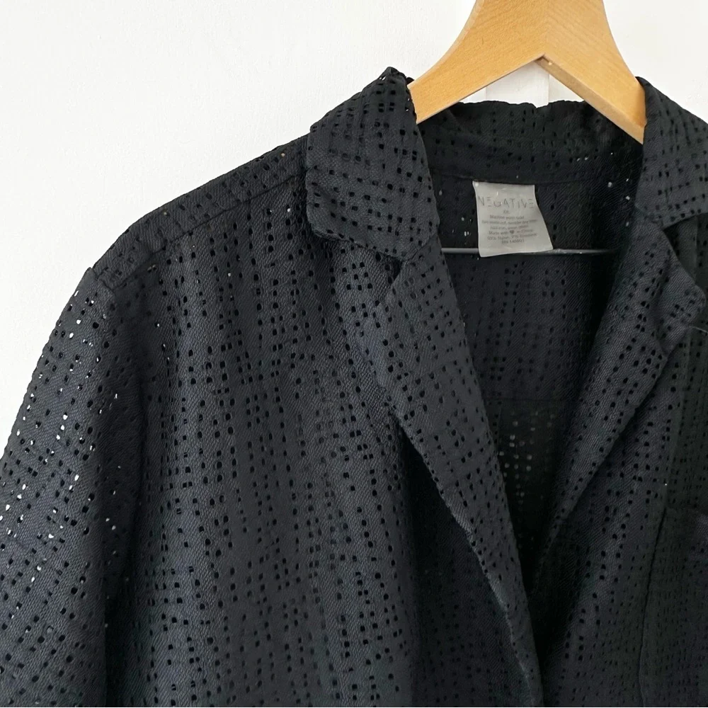 NEGATIVE black Eyelet Lace Island Shirt